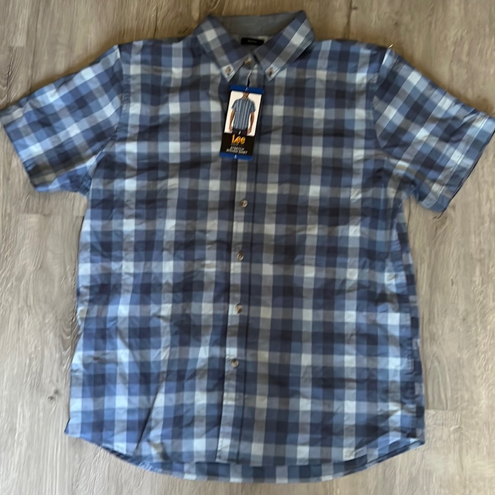 Lee stretch woven shirt size L